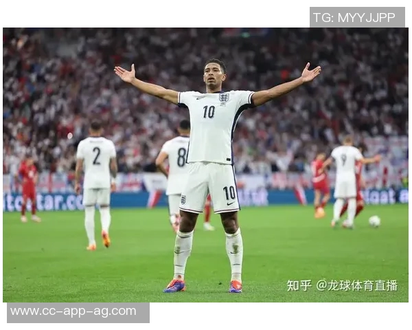 贝林厄姆领悟英格兰队团结精神不再孤军奋战