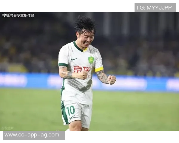 张稀哲对王刚寄语期待明年中超再相遇相信他还能踢两年 张稀哲对王刚寄语期待明年中超再相遇相信他还能踢两年