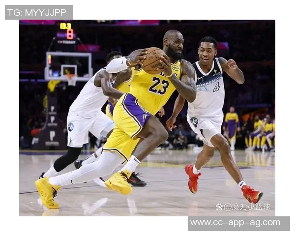 湖人三名球员同场得分20战绩完美无瑕13胜0负展现强大火力