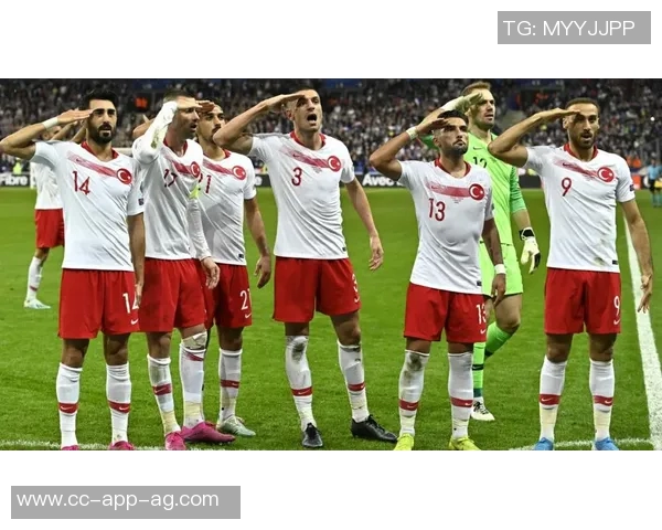 国米即将向哈伊杜克提出正式报价引进18岁中卫姆拉契奇